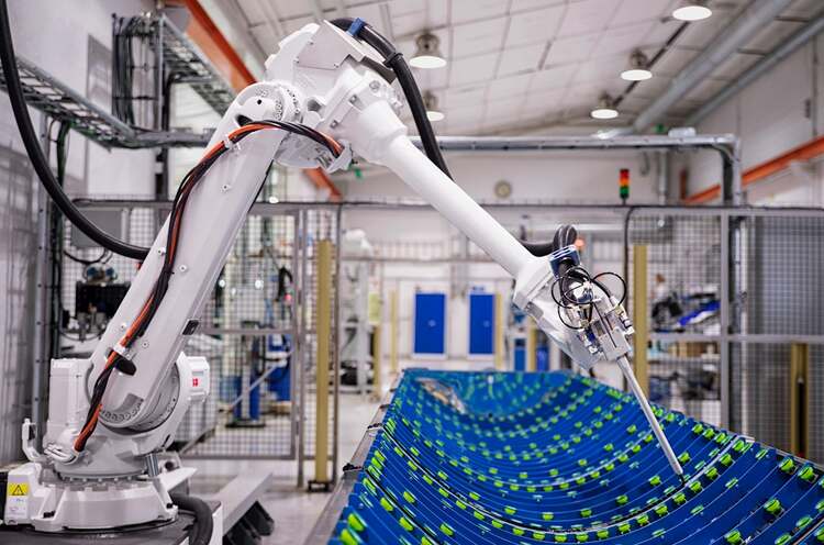 ABB robot in the production line of Absolicon © ABB Robotics