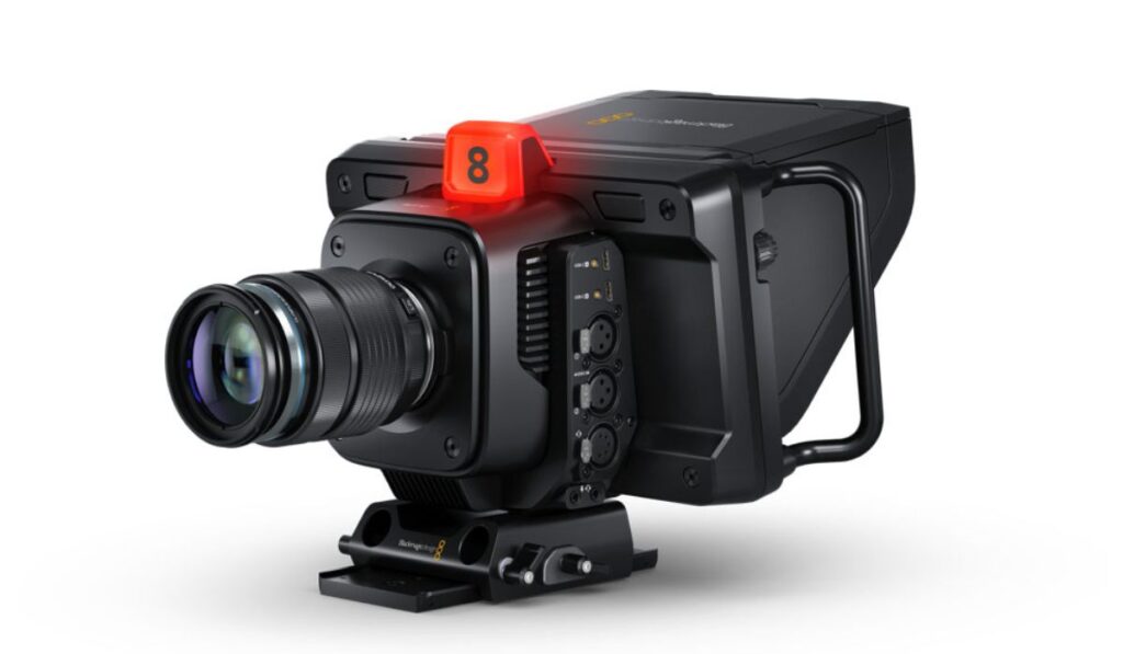 Blackmagic-Studio-Camera-4K-Pro-G2-Lens