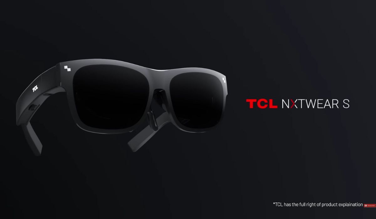 TCL NXTWEAR S XR smart glasses the Best Connected Consumer Device Award at GLOMO 2023